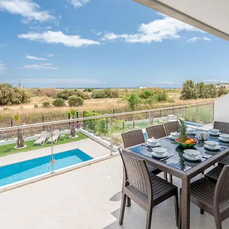 Oceanview Luxury 4 Bedroom Villa, Private Pool,close To Meia Praia Apartamento