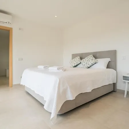 Oceanview Luxury 4 Bedroom Villa, Private Pool,close To Meia Praia Apartamento