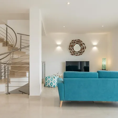 Apartamento Oceanview Luxury 4 Bedroom Villa, Private Pool,close To Meia Praia Lagos