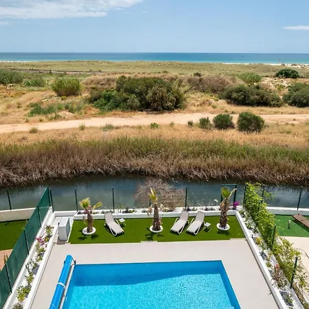 Oceanview Luxury 4 Bedroom Villa, Private Pool,close To Meia Praia Apartamento