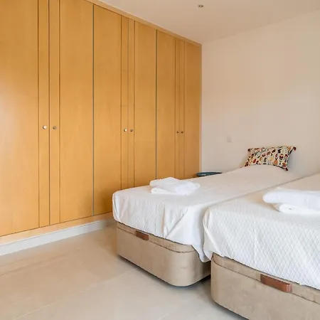 Oceanview Luxury 4 Bedroom Villa, Private Pool,close To Meia Praia * Lagos