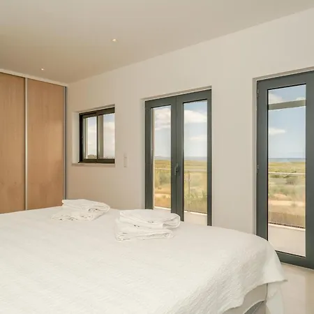 Oceanview Luxury 4 Bedroom Villa, Private Pool,close To Meia Praia * Lagos