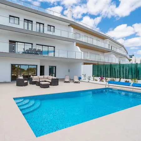 Oceanview Luxury 4 Bedroom Villa, Private Pool,close To Meia Praia Lagos